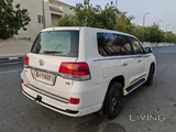 Toyota Land Cruiser - GXR V8